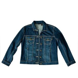 Chico’s Denim NWOT studded jacket size 0